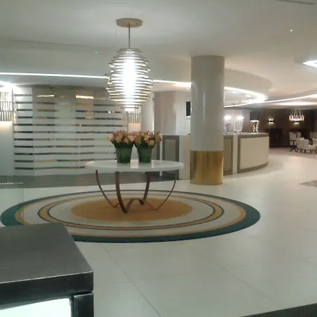 Bahia Hotel 4*